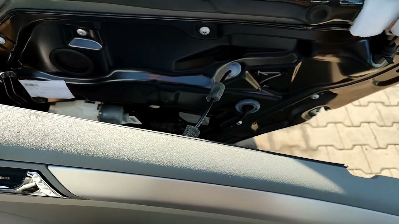 Demontaż Tapicerki Mercedes Ml W164 - Youtube