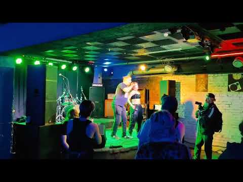 Alex Angel - We Are The Champions (Live)
