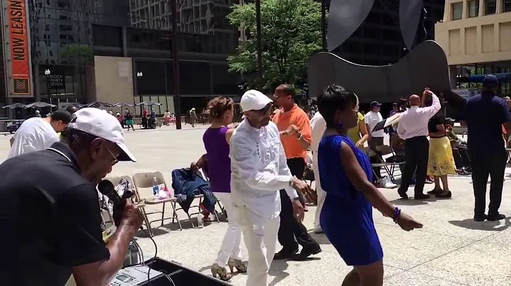 Steppin Under The Picasso - David Waugh, Elaine Go...
