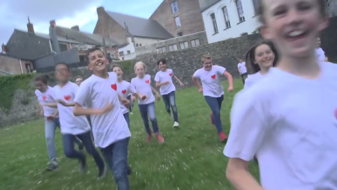 Remix Angèle - Florennes Je t'aime par les 6ièmes primaires de Florennes