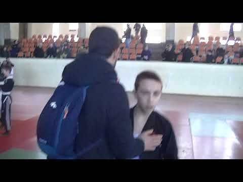 თორნიკე ვახტანგაძე  მეოთხედფინალი