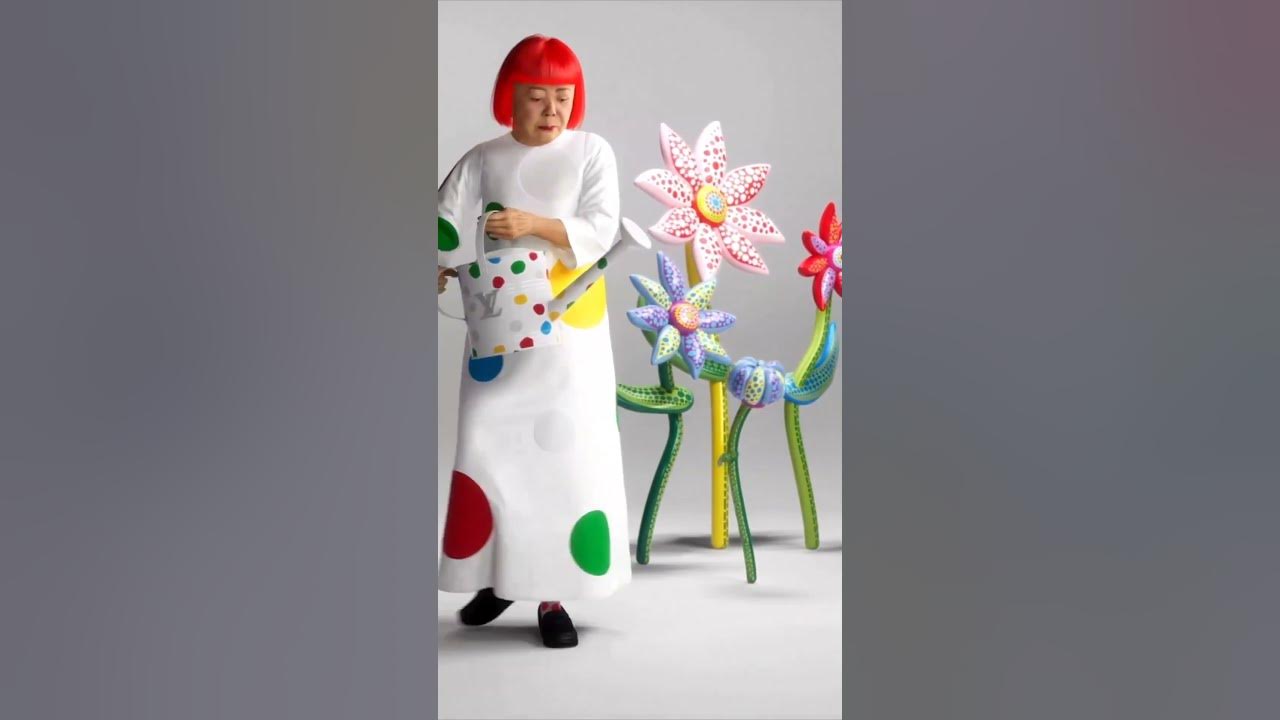 Hyper-realistic Yayoi Kusama robot spotted in London for fashion line