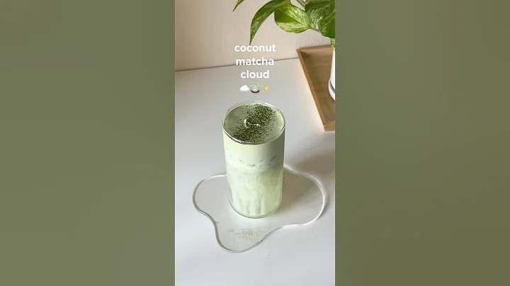 The hype for this drink is sooo real 😯 Have you tried it? #cloud #matcha #matcharecipe #recipe