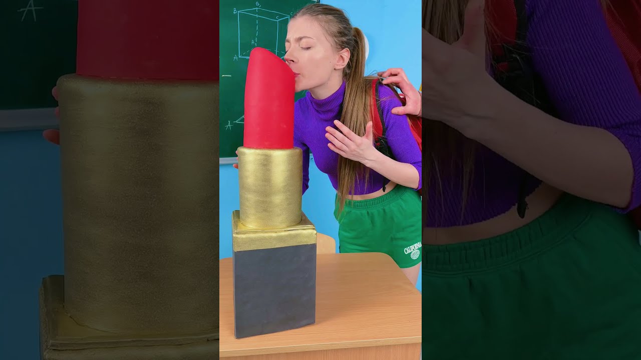 WOW GIANT LIPSTICK Shorts