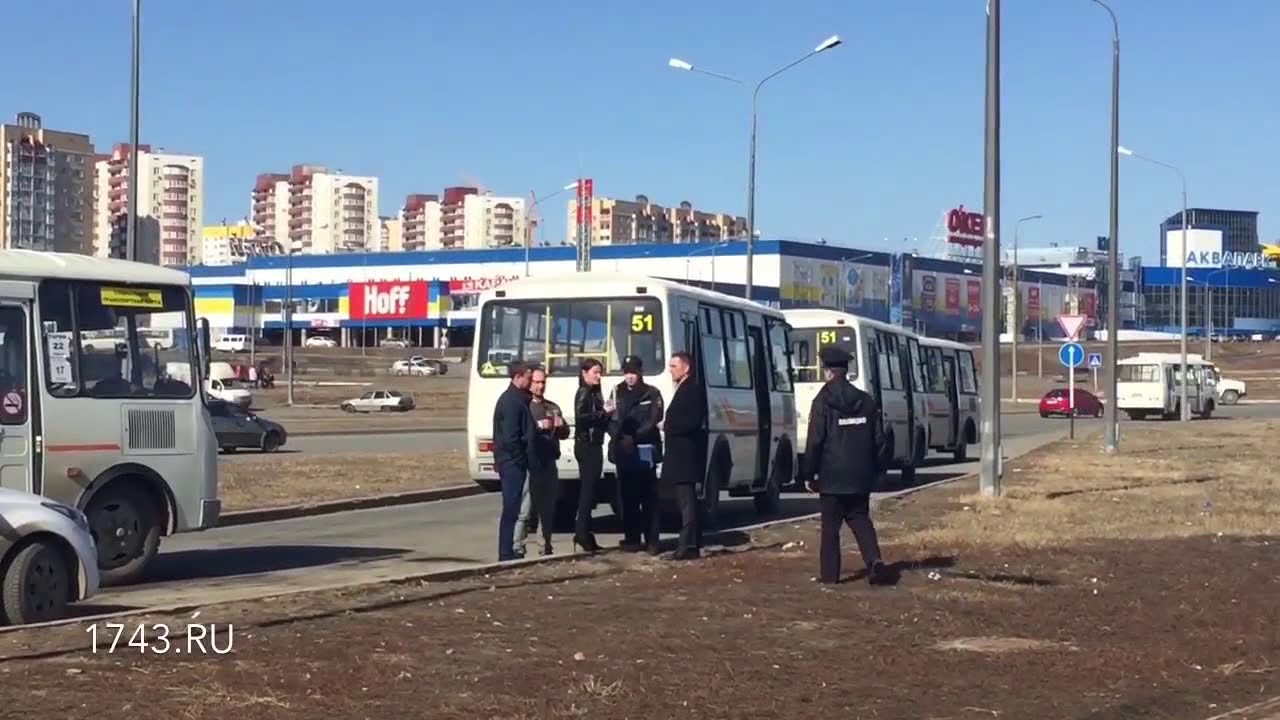 Автобусы 51 маршрут пермь. 51 Автобус Оренбург. 51 Автобус.