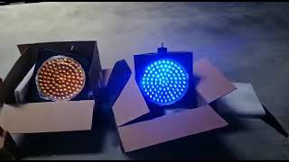 Solar power amber light, 300 mm (also available in blue LED). Visit www.pancarselamat.com.my