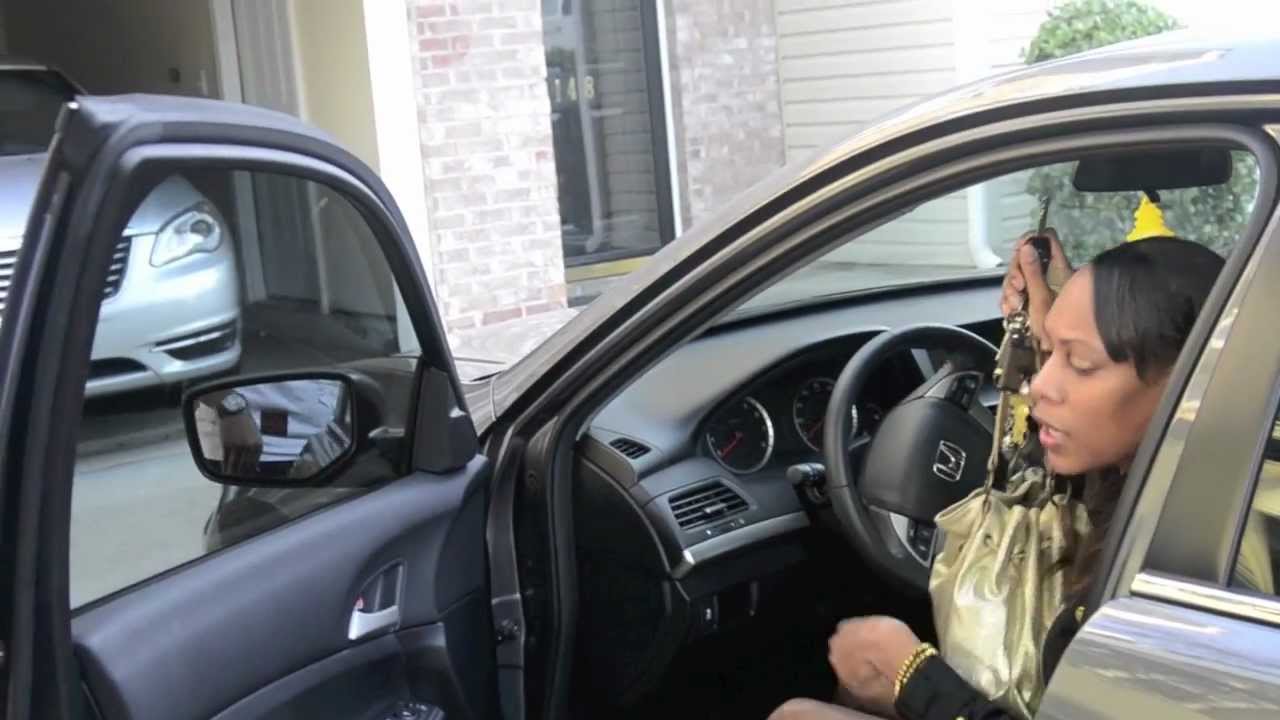 Season 2 Episode 3 Come Take a Walk With Me