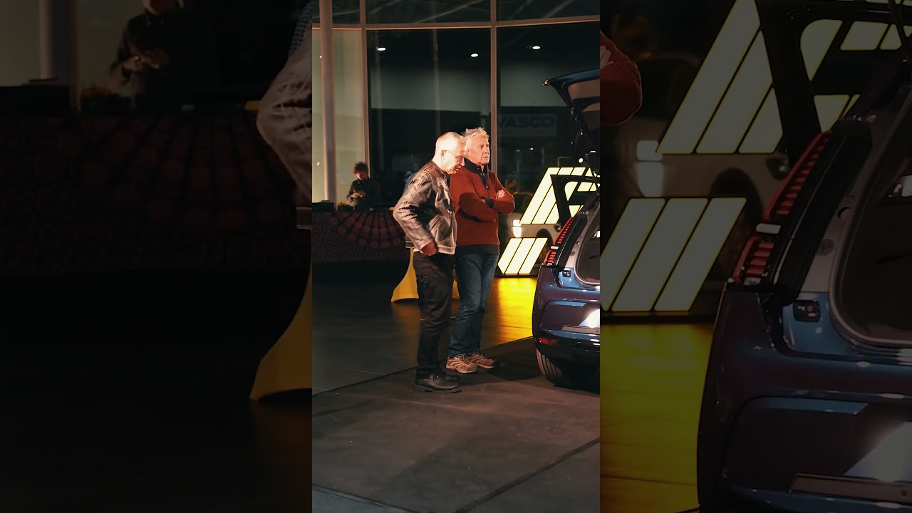 Reveal night Renault 5 Van Trier Groep Kalmthout