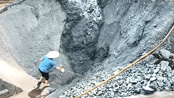 Barge unloading 3800 tons of ore - Relaxing video, smooth flow - Vlog of work on barge