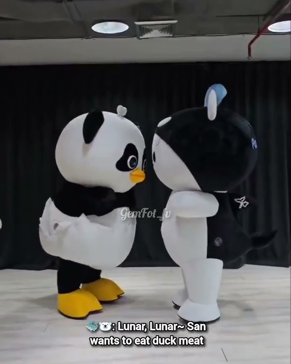 San scaring away poor nong Lunar 😅😆 #polcasan #lunar #taynew #namtanfilm