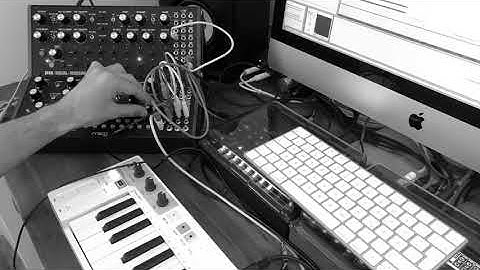 Jam with Moog DFAM, Mother32 and Arturia Keystep