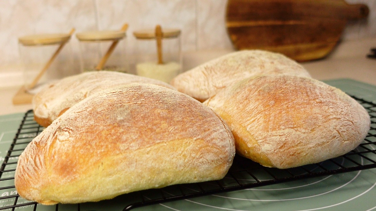 Идеальная домашняя чиабатта с оливковым маслом — без замеса