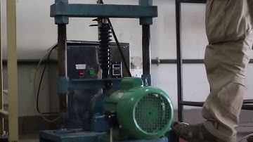 Suspension testing machine ( Running a test with a fixed load )