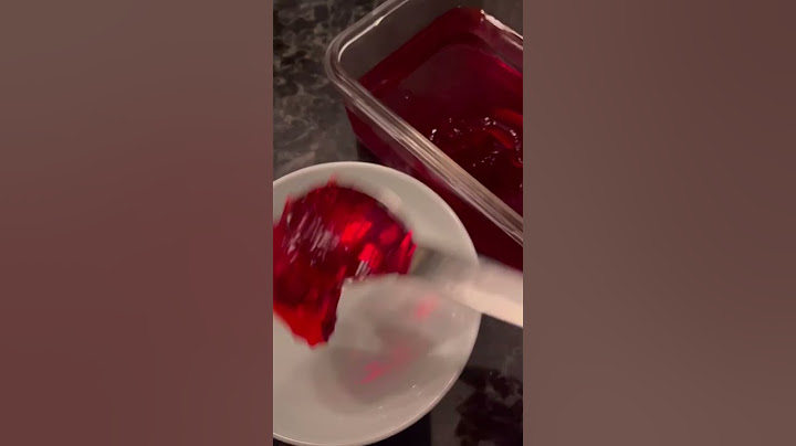 How can you say no to Jell-O!! With whipped cream 🥰 #shorts