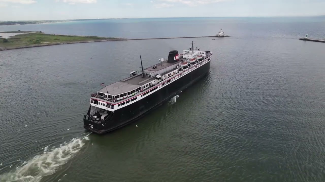 SS Badger leaving Manitowoc 7/31/22 YouTube