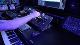 Live Stream // Exploring the Syntakt, + Digitakt live