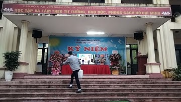 Chụp ảnh chia tay kỷ niệm thầy hợp về nghỉ hưu @