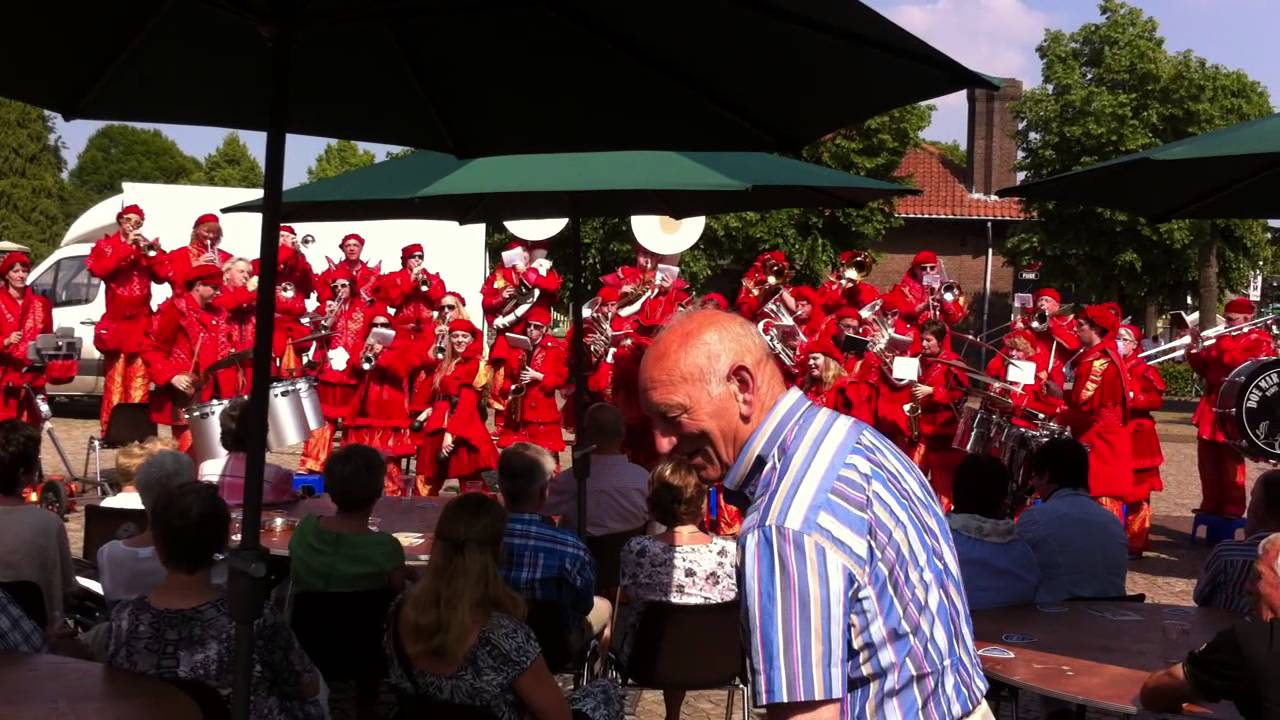 Doe Mar Wa You never walk alone