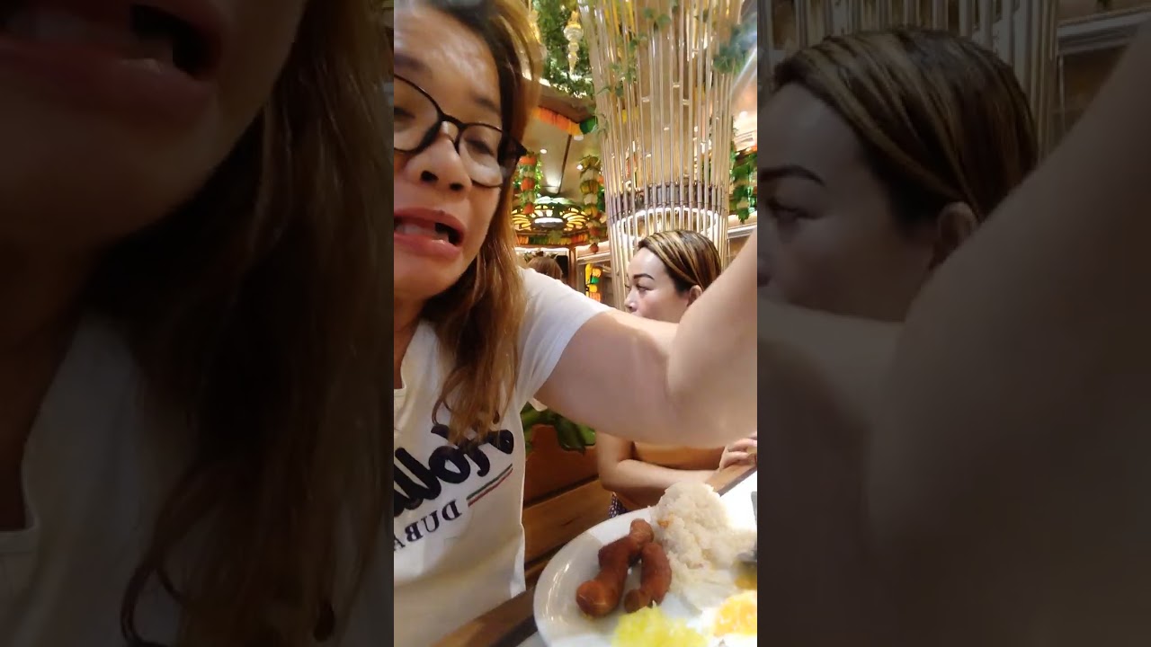 First time Kumain dito sa restaurant na ito na mala fiesta ang theme nila at mura Lang pagkain