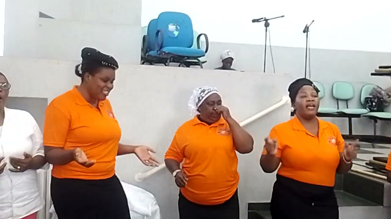 089 /02/26 gwoup dam legliz ansamble de dye pinhais