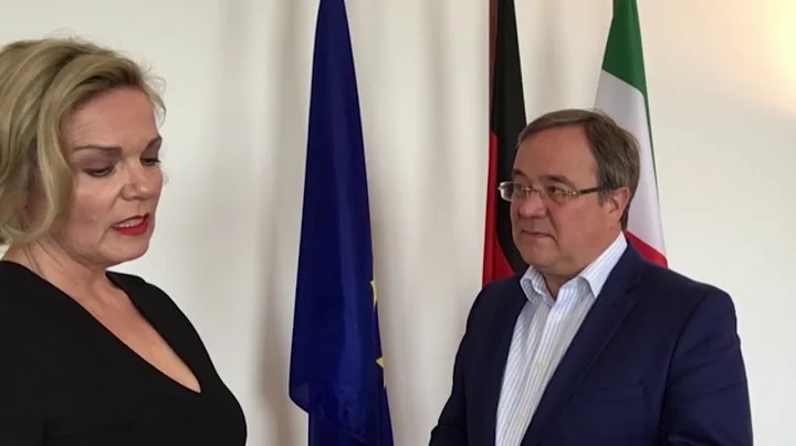 Andrea Steinert im Gesprch mit Ministerprsident Ar...