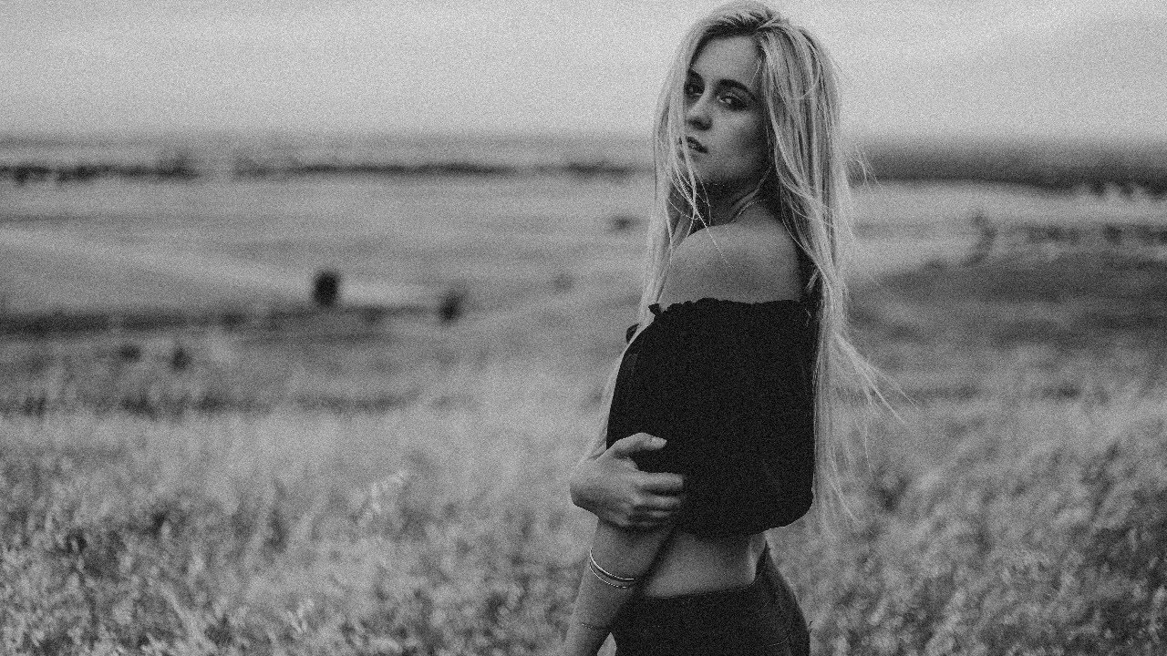 Awen & Caiiro Your Voice ( deep house ) YouTube