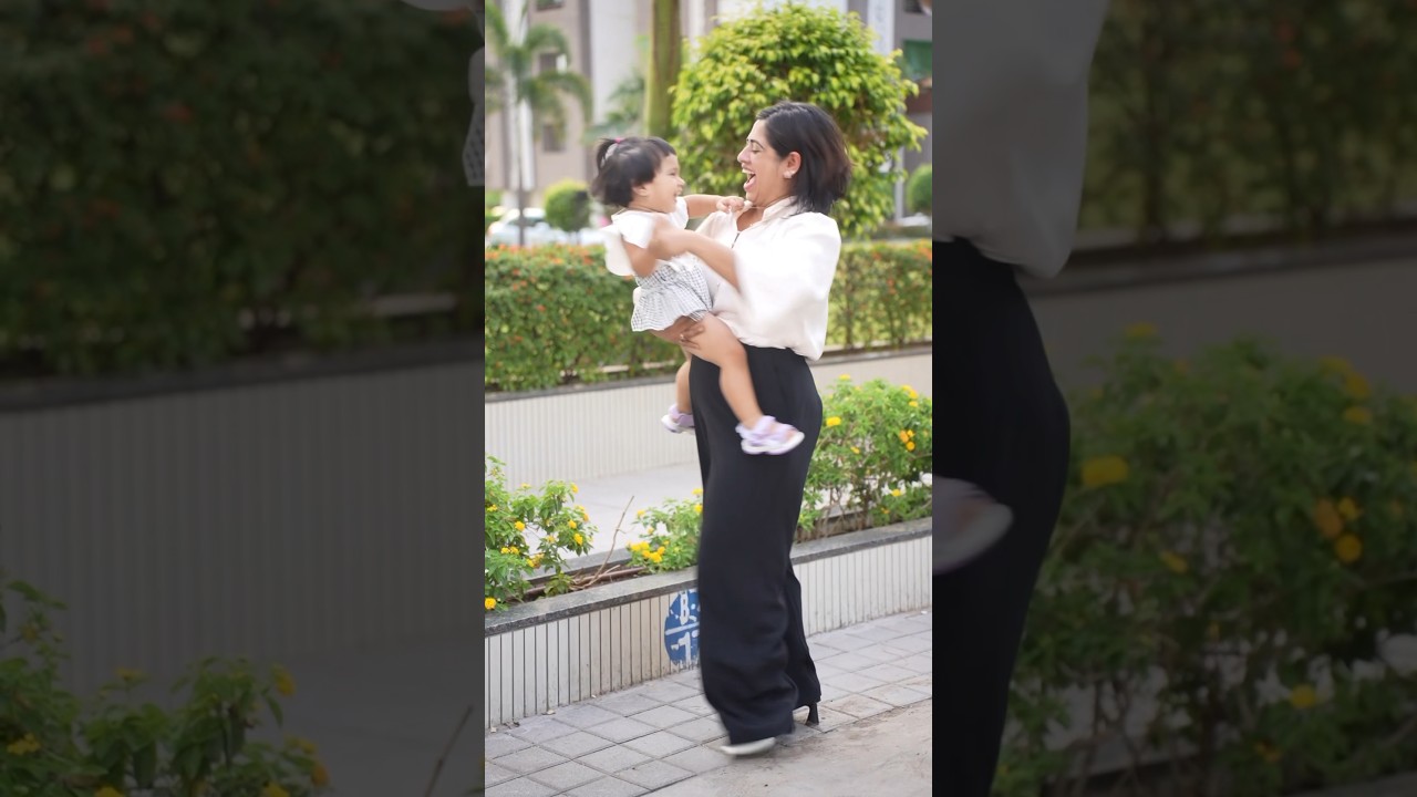 Kash &hellip; #littleglove Zindagi mein khush hona seekho 🙏 #summershorts