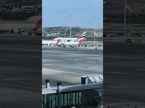 Das ist unser Flieger mit Emirates A 380 / 800 nach Dubai