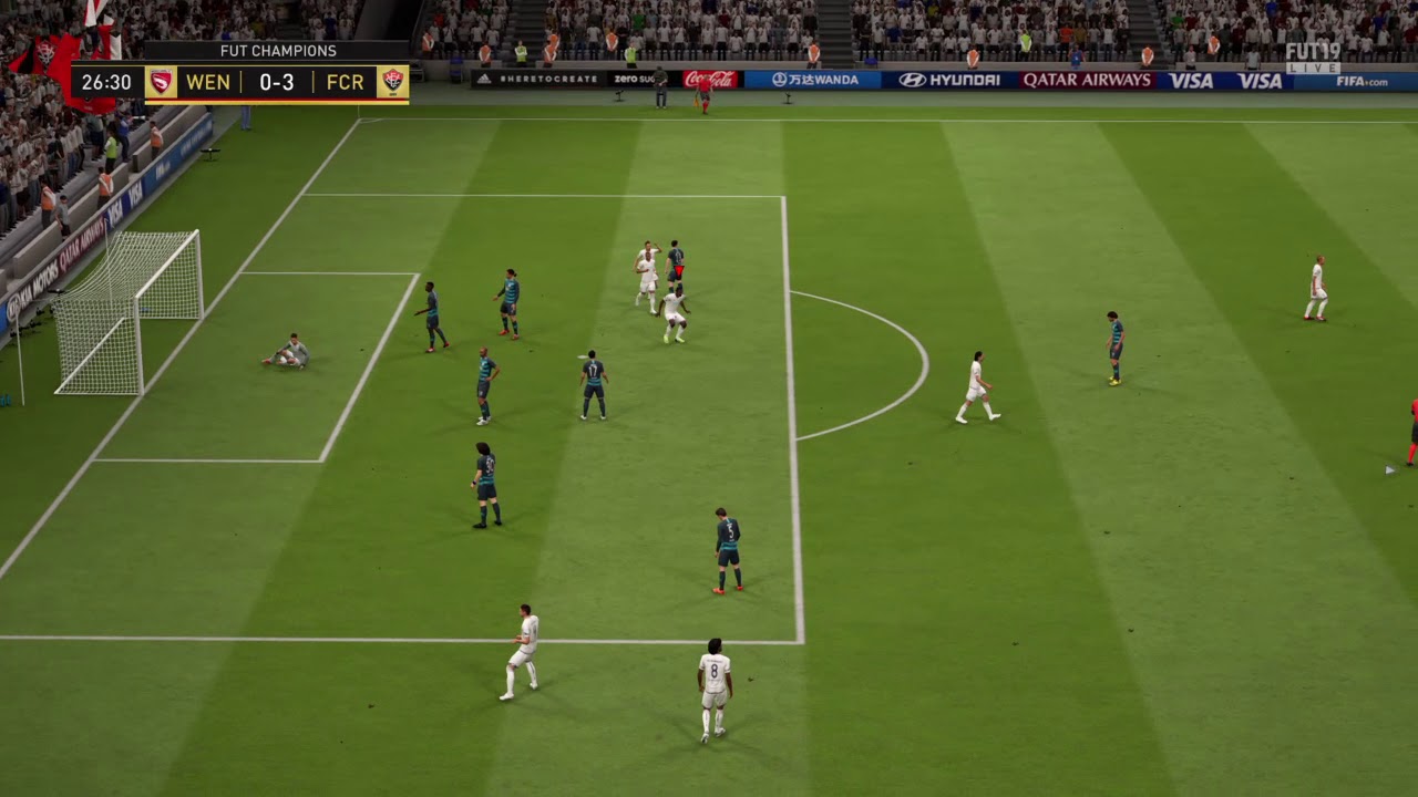 FIFA 19 Dumfries gerilerden ucarak geldi