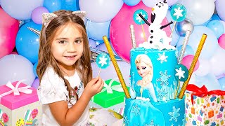 Mia celebra su 4º aniversario con familiares y amigos | Colección de cumpleaños de vacaciones