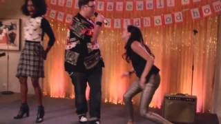 Glee Full Performance Of All About That Bass From Transitioning