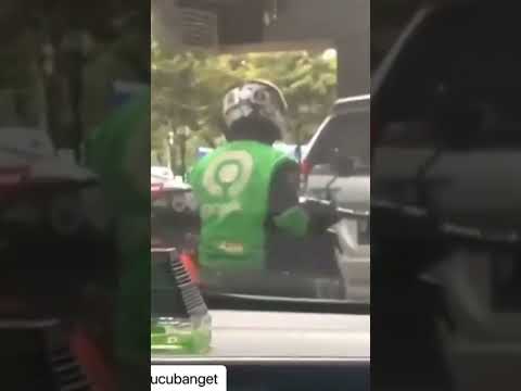 Lucu Viral || Goyang Ojol #shorts #video #viral #ojol #gojek #gokil #goyang #lucu #joget #funny