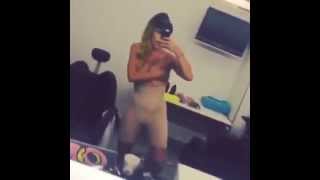 News  Hot British singer Lily Allen posted topless dance video