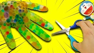 Orbeez Water Balloon of Gloves Explode with scissors!!