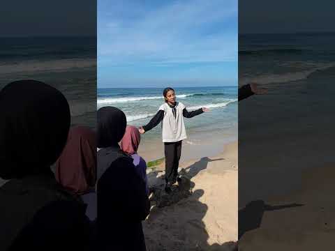 قصيدة اللغة العربية اجمل القاء من Duetطفلة على شاطئ غزة اكسبلور Gaza لايك Kids