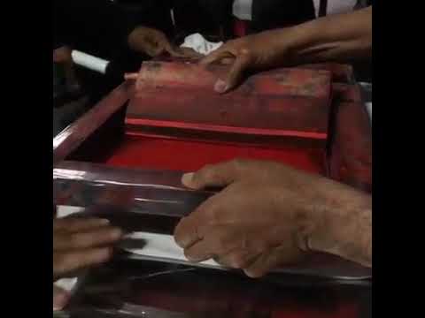 Las comunidades Lgbti apoyan a Gustavo Petro espacios vectoriales