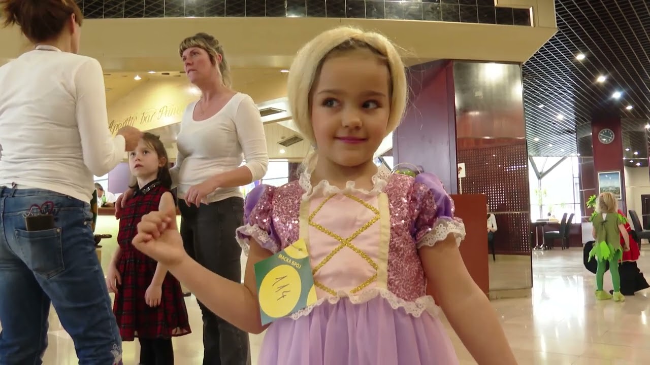 RTHN - „VESELE MIMOZE“ I „ŠTRUMFETA“ POBJEDNIČKE MASKE DJEČIJEG MASKENBALA - 21.02.2022.