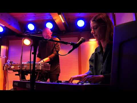 Grace Cummings-Bloodhorse!-Billsville House Concerts 20260920