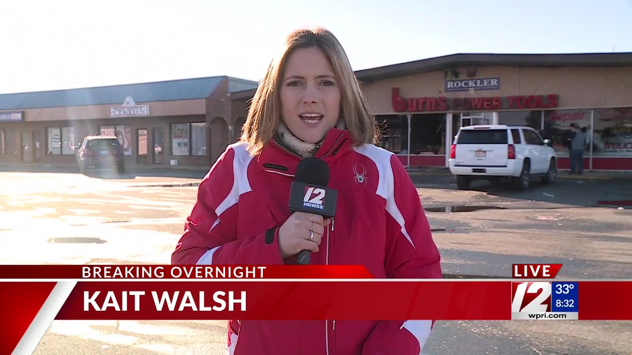 5-alarm fire breaks out inside Fall River shopping plaza - YouTube