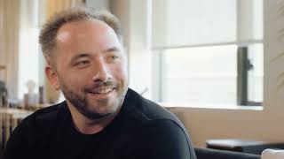 Dropbox founder Drew Houston explains why it’s often a mistake for CEOs to keep their options open
