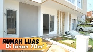 2-Story White House on a 7x10 Meter Plot