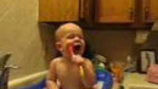 Connor's Splish Splash Bathtime