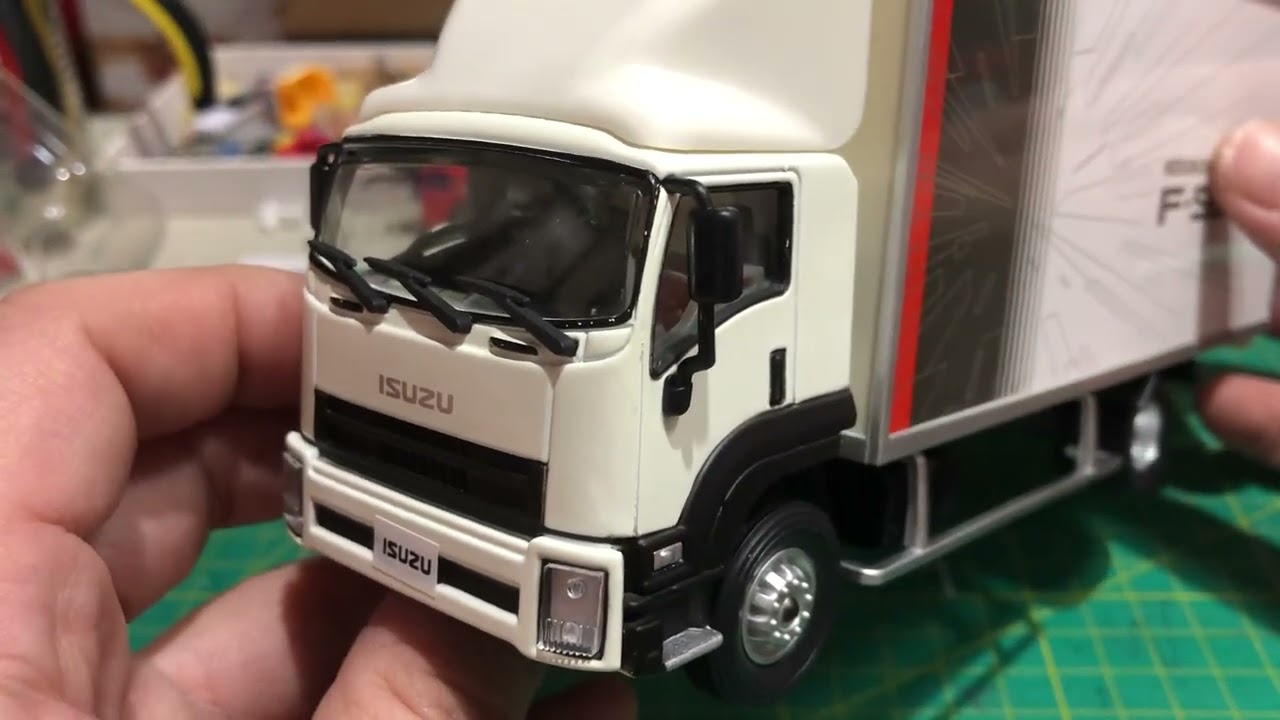 Isuzu Forward F-Series Truck - YouTube