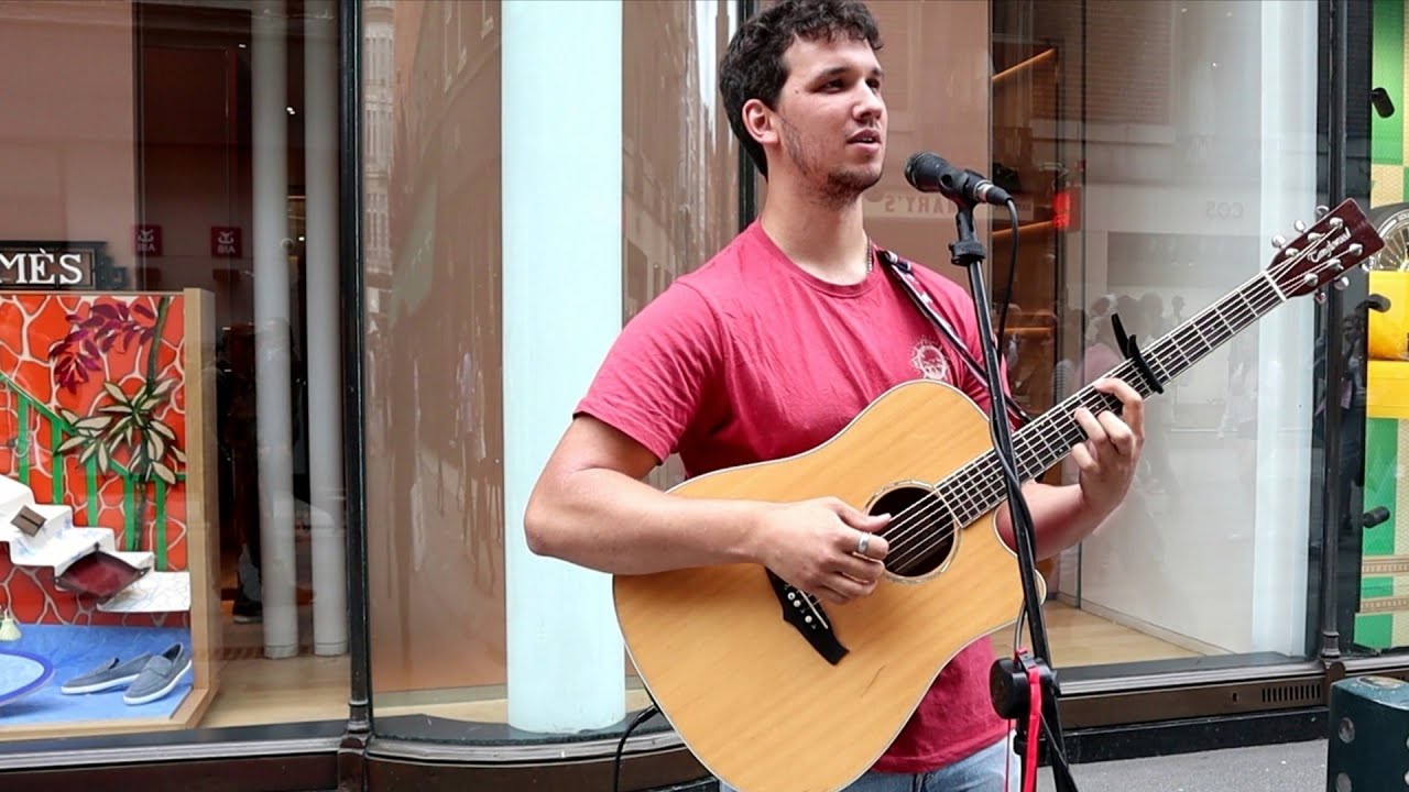 An Absolutely Beautiful Performance as Seamus Harty returns wilt "Roll Back The Clouds"