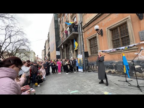 Ірина Федишин Перелаз для усіх хто покинув свій дім 