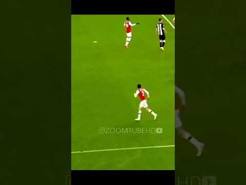 آخر هدف سجله مسعود ازيل مع الارسنال