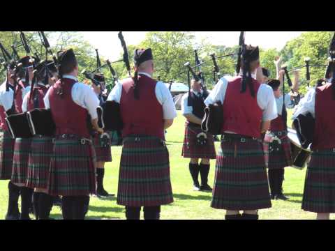 Vale of Atholl Pipe Band at Dumbarton 2010