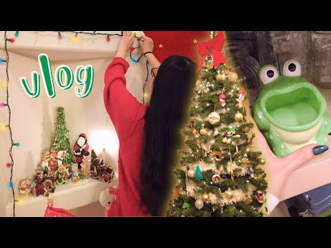 Holiday Decorating And Thrifting🎄❄️ Vlog