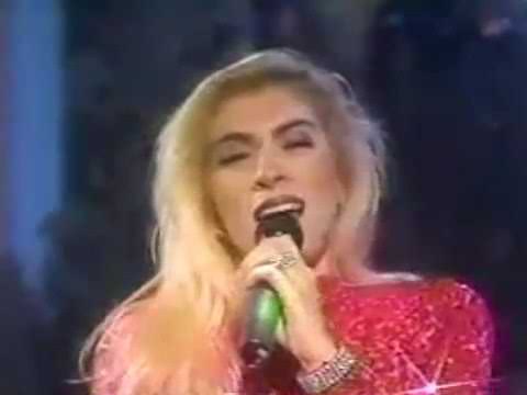 Yuri (3) — Yuri - Un Romance (HQ 1990)