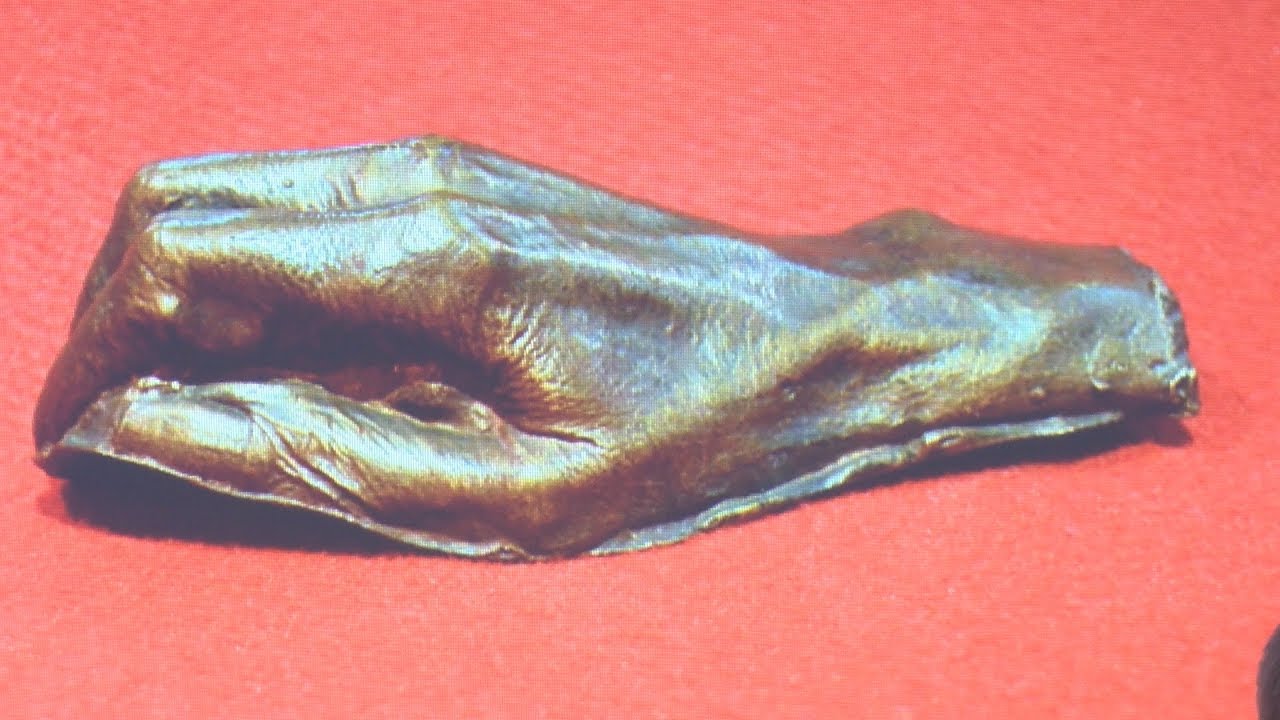 O Museo Valle-Inclán amplía os seus fondos con obxectos persoais do escritor canales